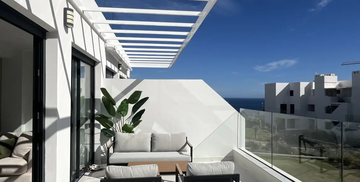 Продажа апартаментов на среднем этаже в Casares 22