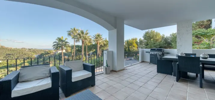 Продажа апартаментов на среднем этаже в La Quinta 1