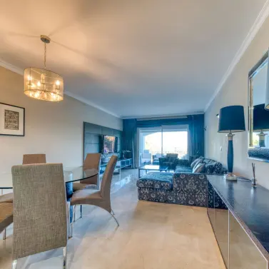 Продажа апартаментов на среднем этаже в La Quinta