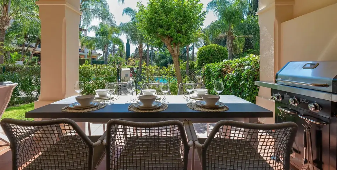 Продажа апартаментов на первом этаже в Nueva Andalucía 5