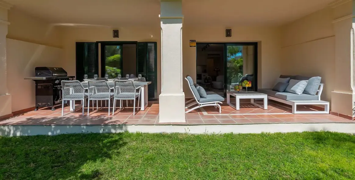 Продажа апартаментов на первом этаже в Nueva Andalucía 9