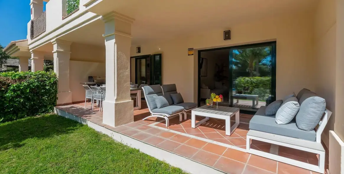 Продажа апартаментов на первом этаже в Nueva Andalucía 14