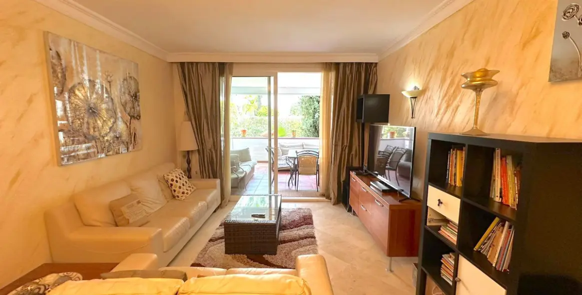 Продажа апартаментов на первом этаже в Costalita 4