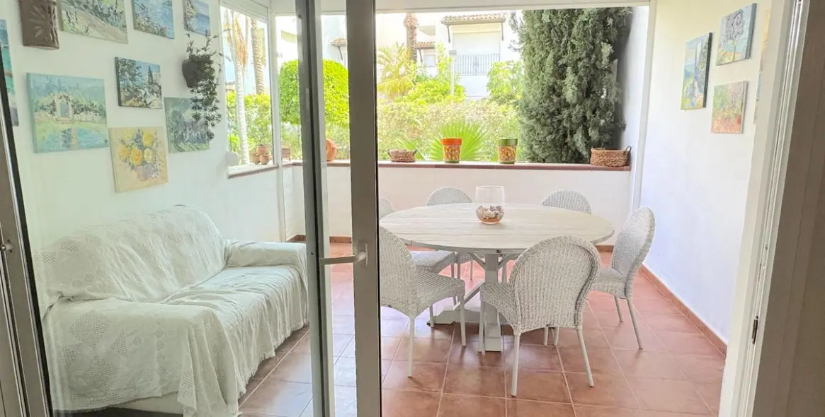 Продажа апартаментов на первом этаже в Costalita 54