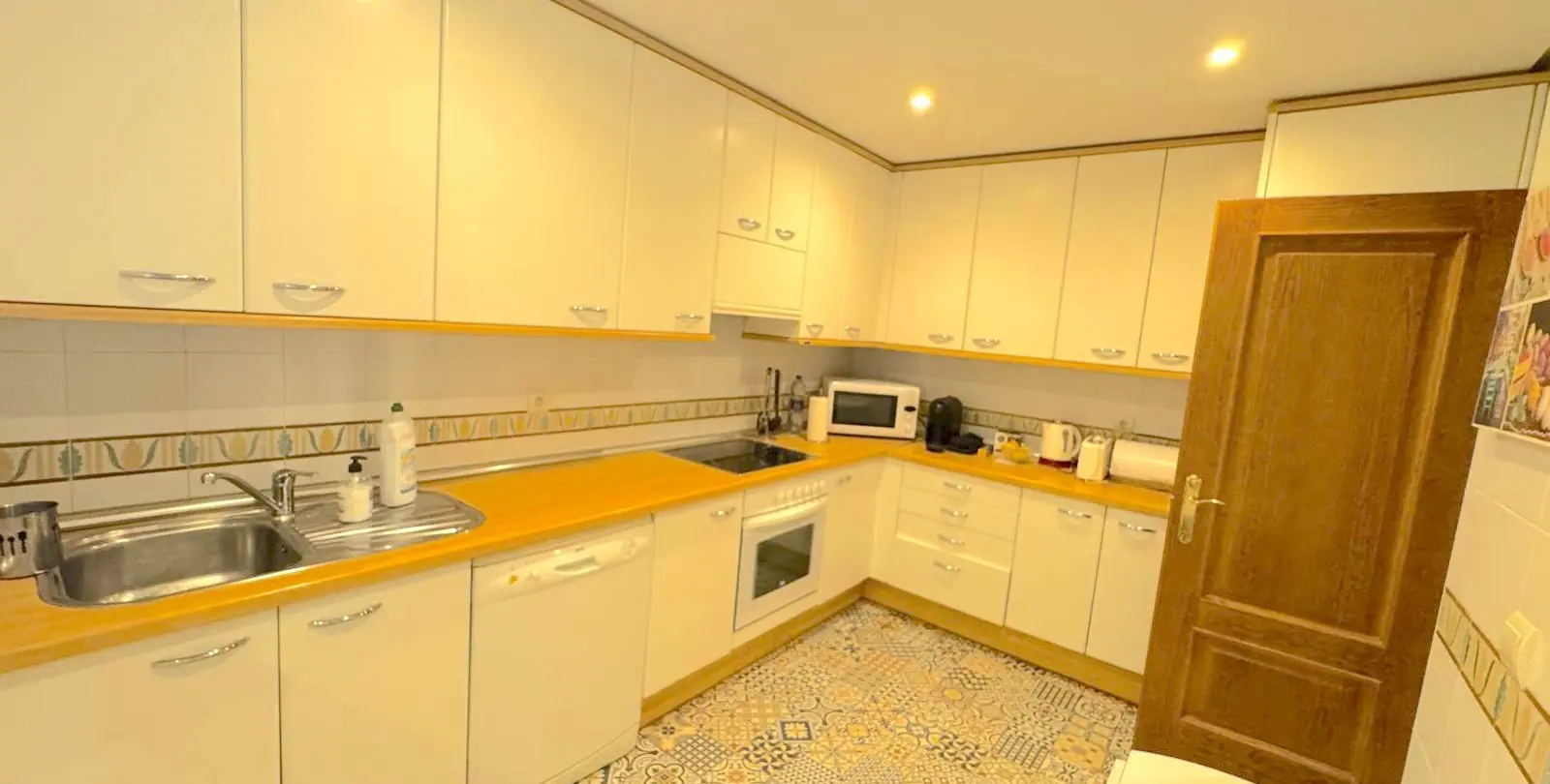 Sale of ground floor apartment in Costalita 10