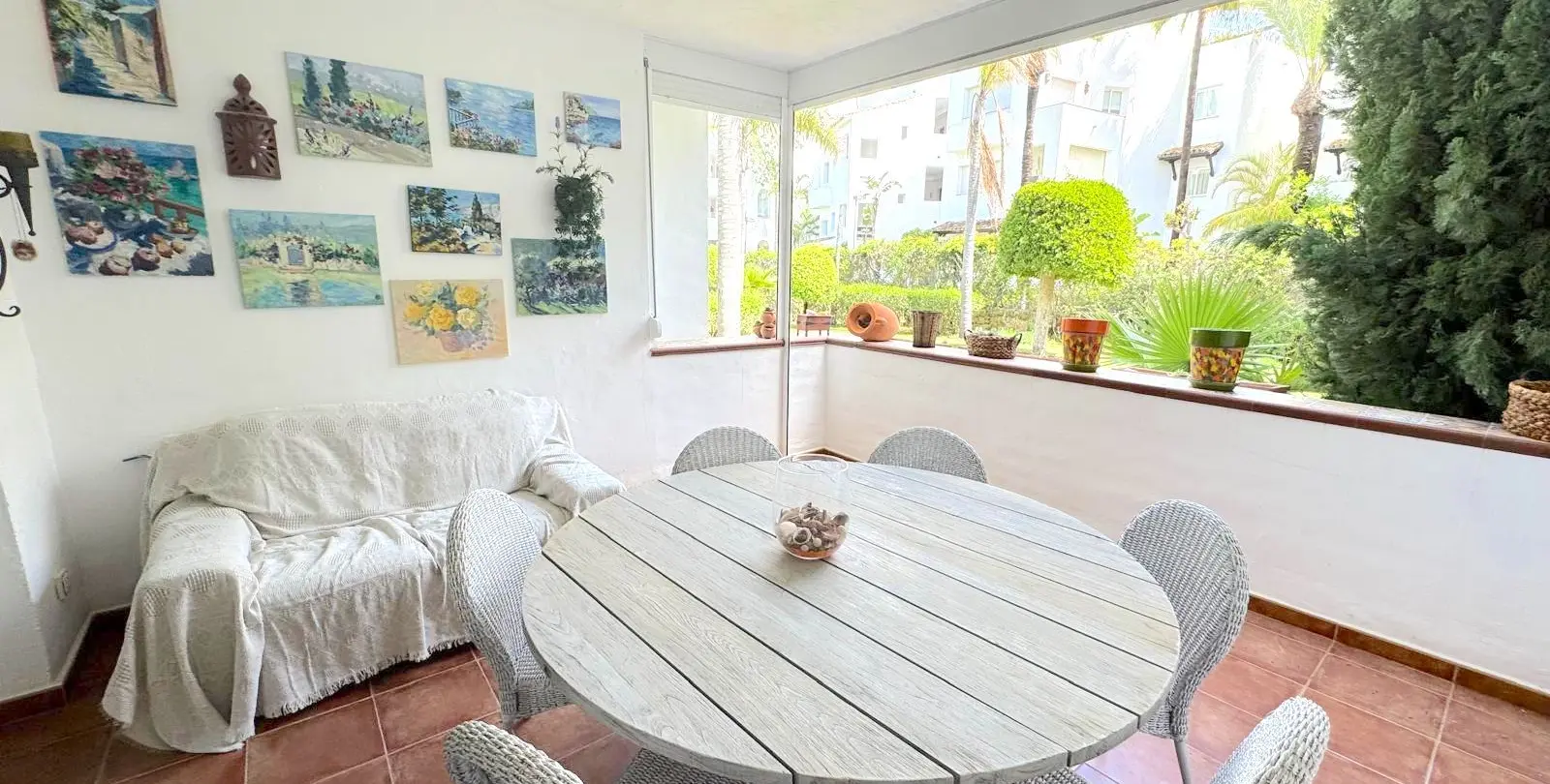 Sale of ground floor apartment in Costalita 13