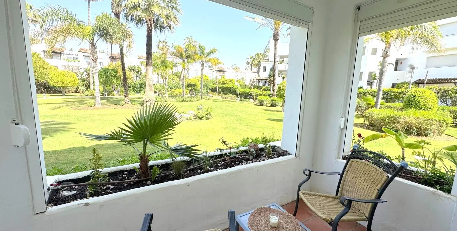 Sale of ground floor apartment in Costalita 17