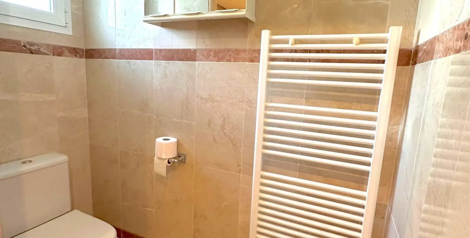 Sale of ground floor apartment in Costalita 18
