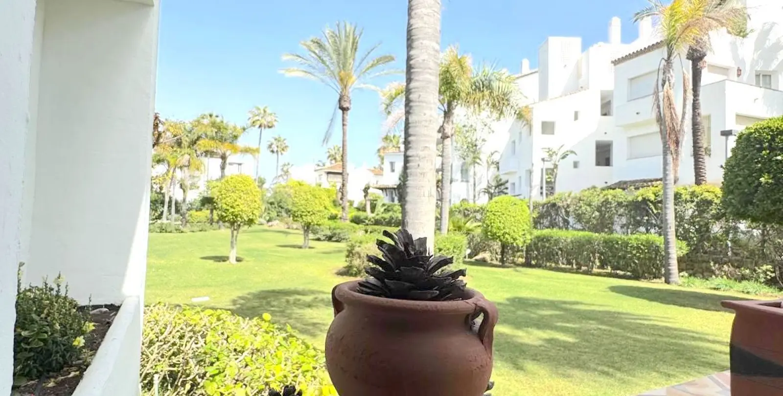 Sale of ground floor apartment in Costalita 55