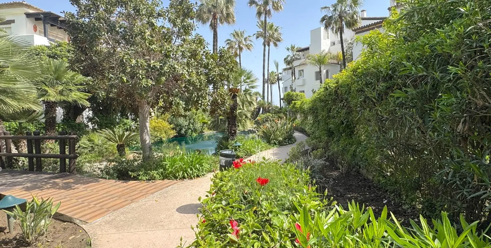 Sale of ground floor apartment in Costalita 58