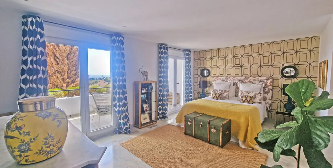 Продажа таунхауса в Calahonda 4