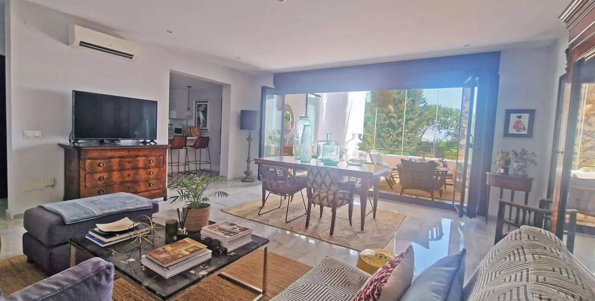 Продажа таунхауса в Calahonda 12