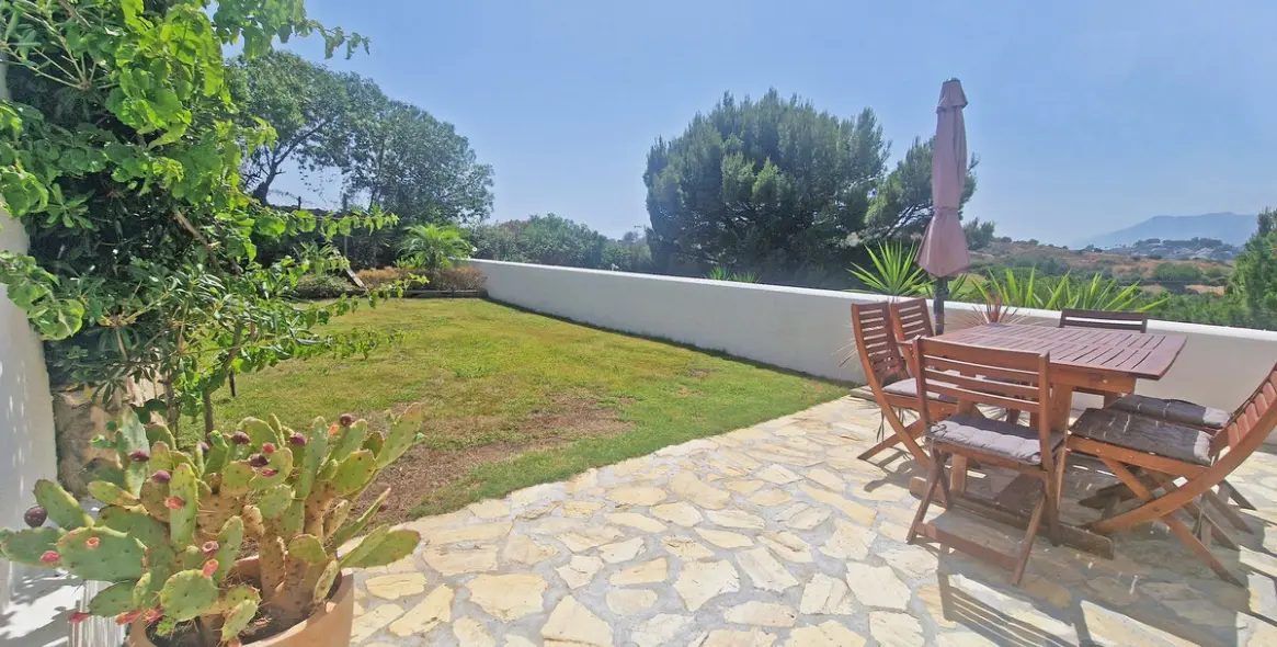 Продажа таунхауса в Calahonda 27