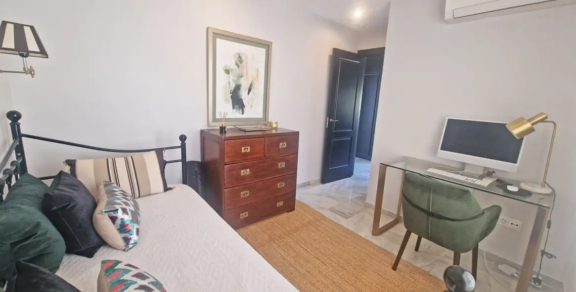 Продажа таунхауса в Calahonda 52