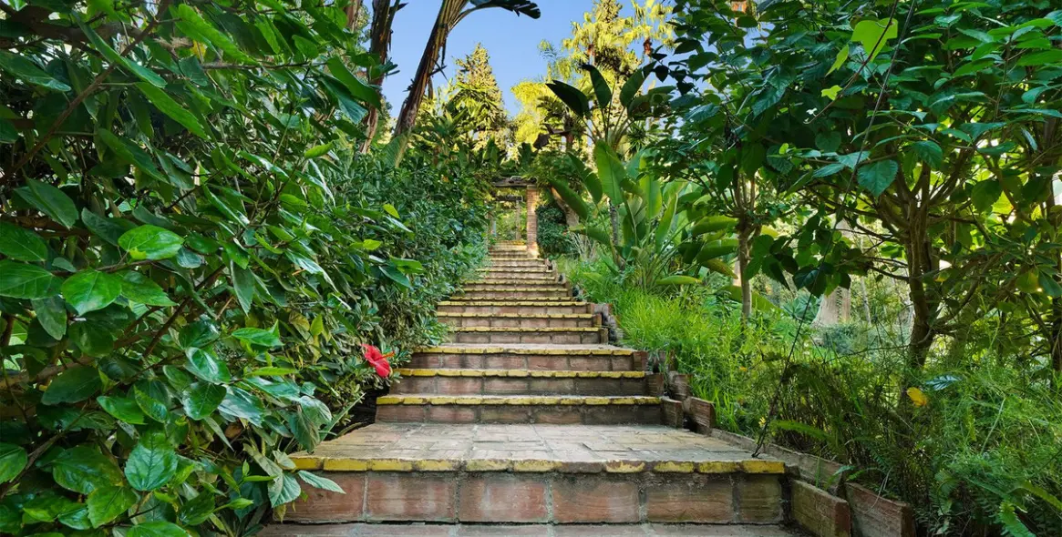 Продажа двухуровневого пентхауса в Reserva de Marbella 21