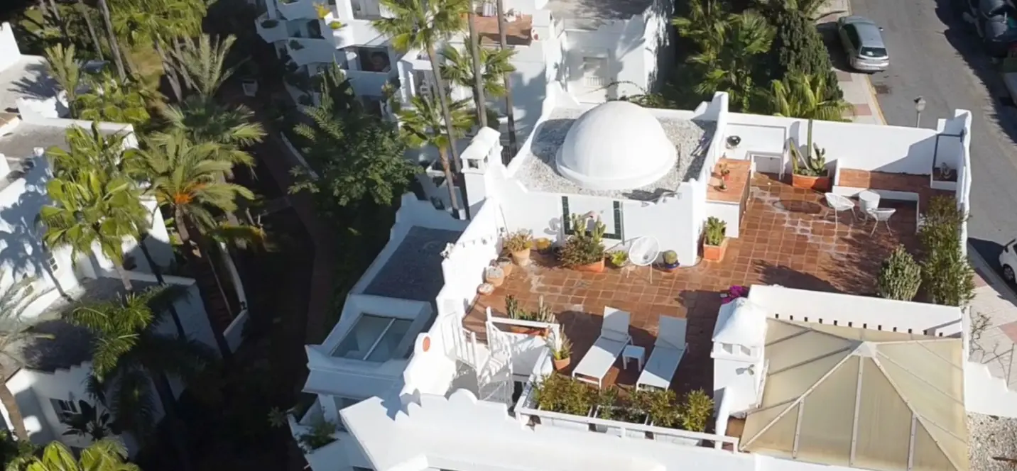 Продажа двухуровневого пентхауса в Reserva de Marbella 3