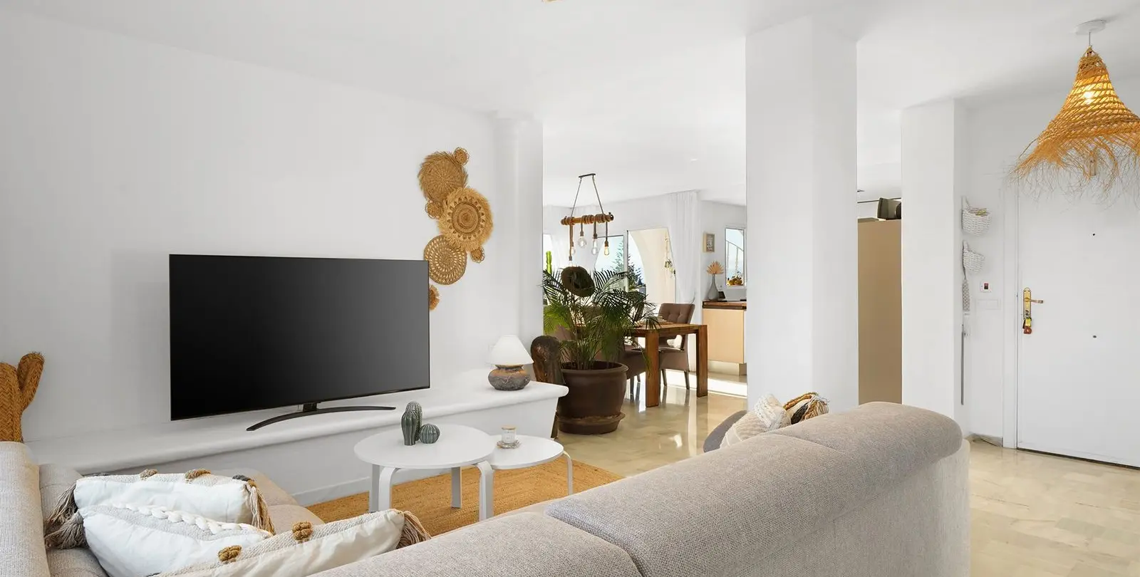 Sale of penthouse duplex in Reserva de Marbella 11