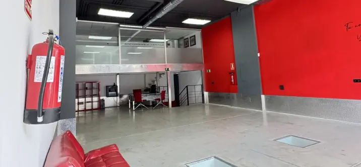 Venta de negocio en Puerto Banús 1