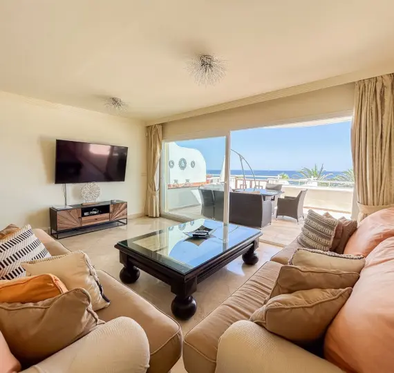 Middle floor apartment R5125003