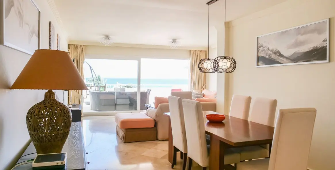 Sale of middle floor apartment in Estepona (district Estepona) 10