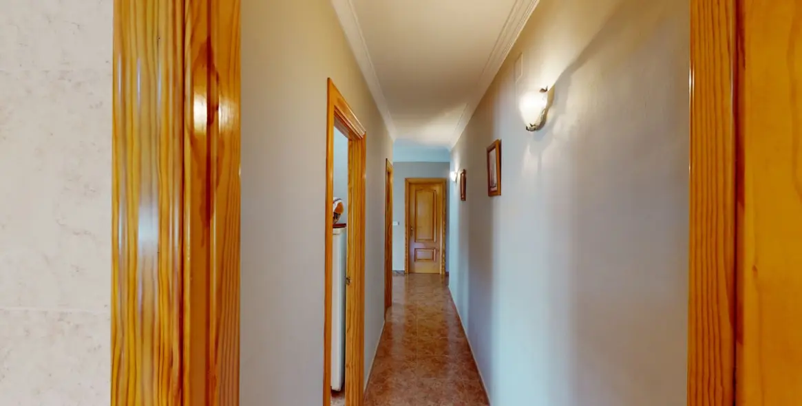 Продажа  отдельно стоящей виллы в Alcaucín 27