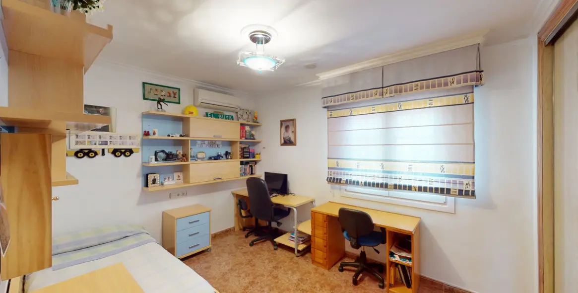 Продажа  отдельно стоящей виллы в Alcaucín 30