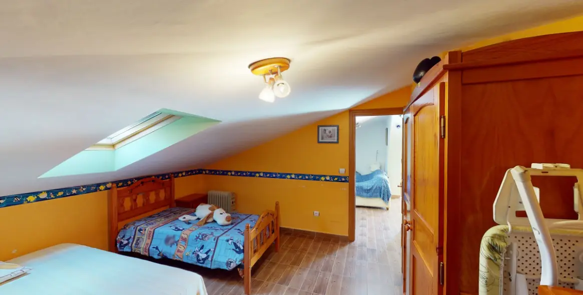 Продажа  отдельно стоящей виллы в Alcaucín 50