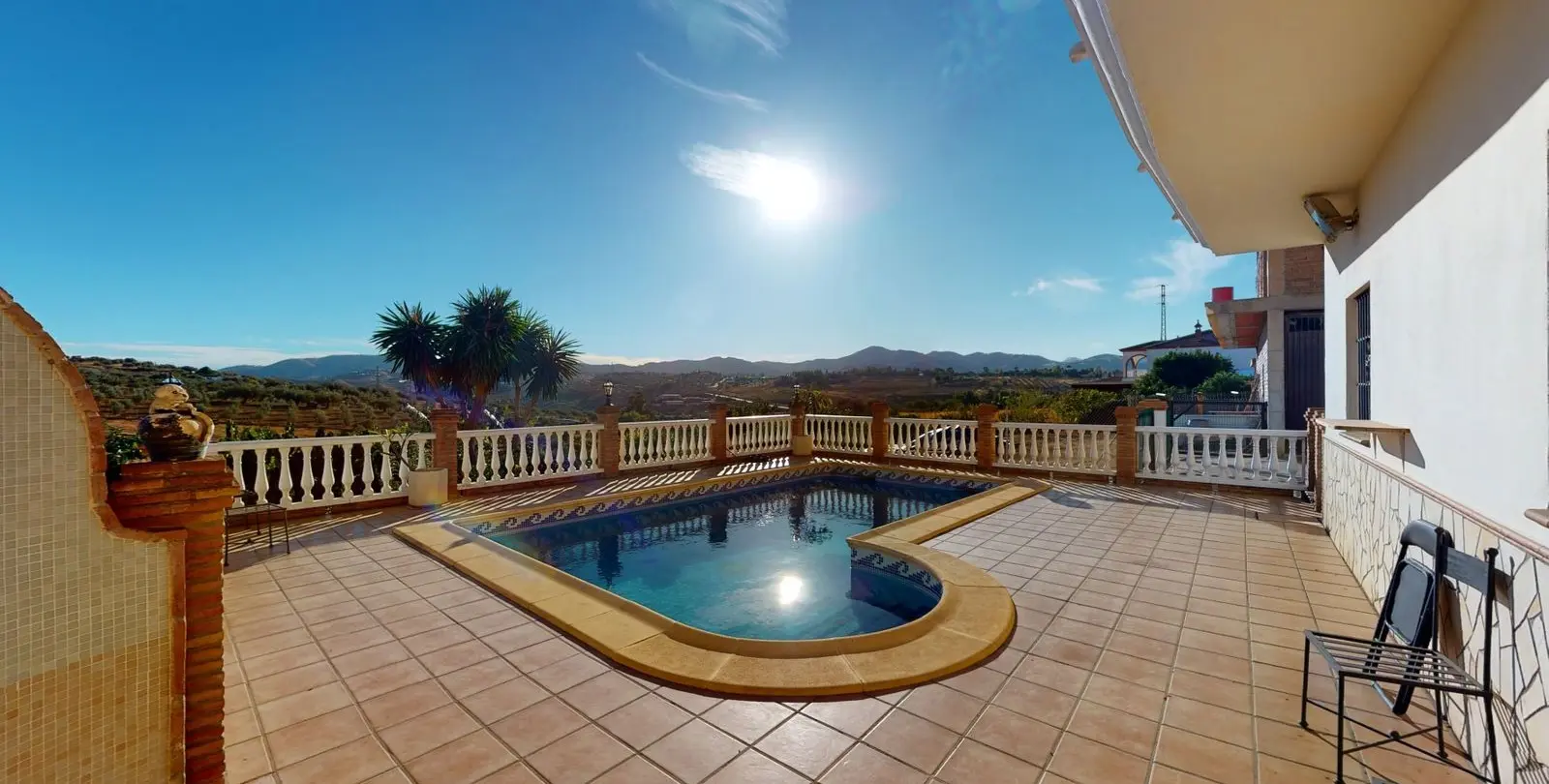 Venta de villa independiente en Alcaucín 2
