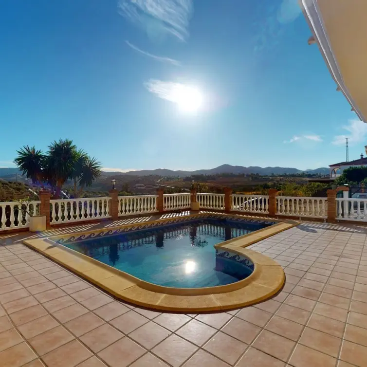 Venta de villa independiente en Alcaucín