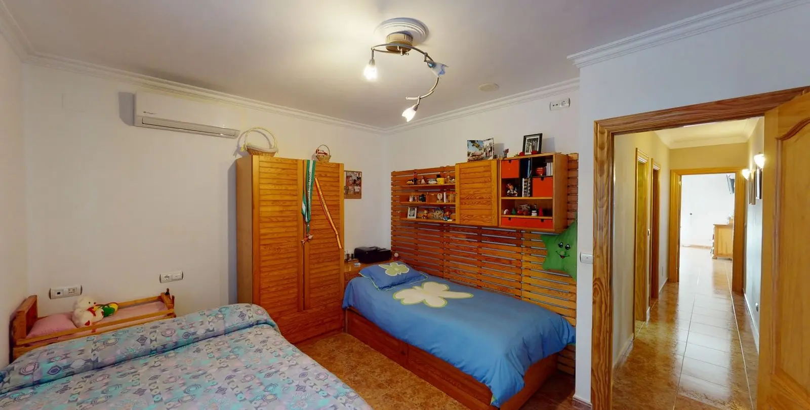 Venta de villa independiente en Alcaucín 12