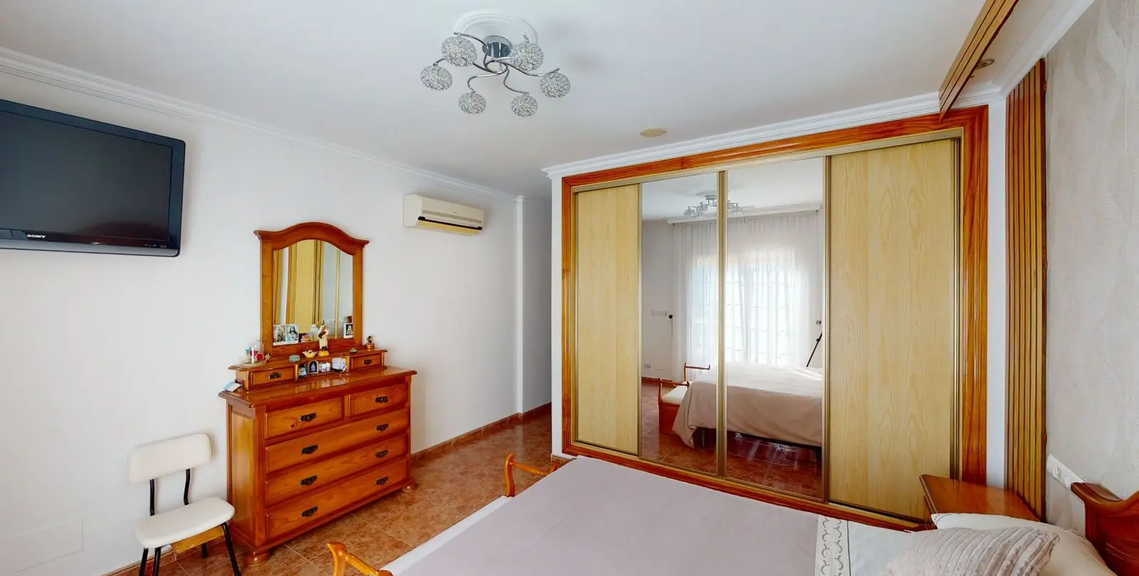 Venta de villa independiente en Alcaucín 17