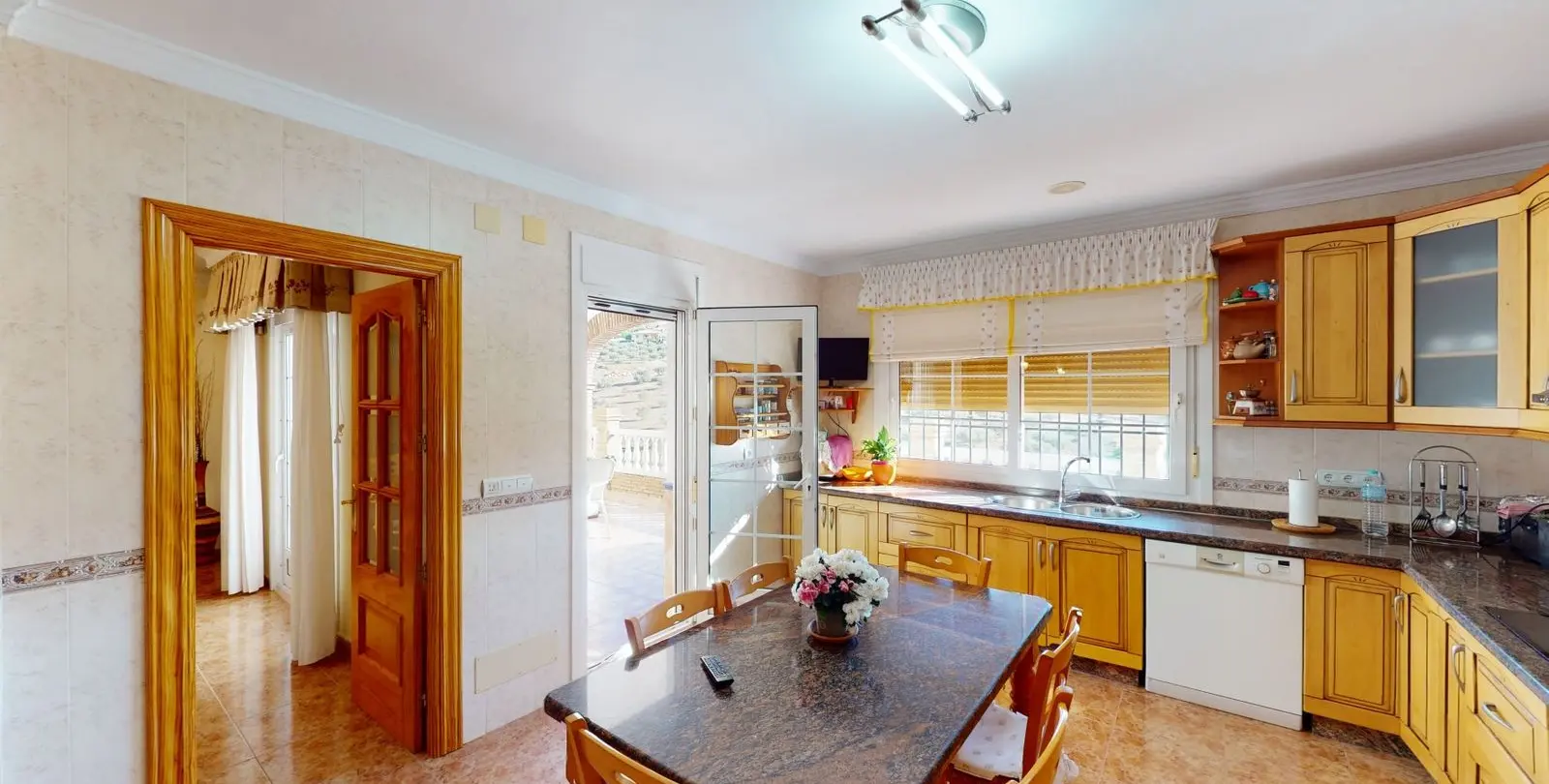 Venta de villa independiente en Alcaucín 23