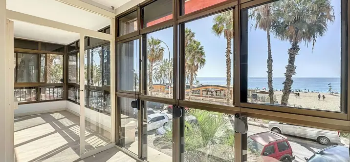 Продажа апартаментов на среднем этаже в Malagueta 1