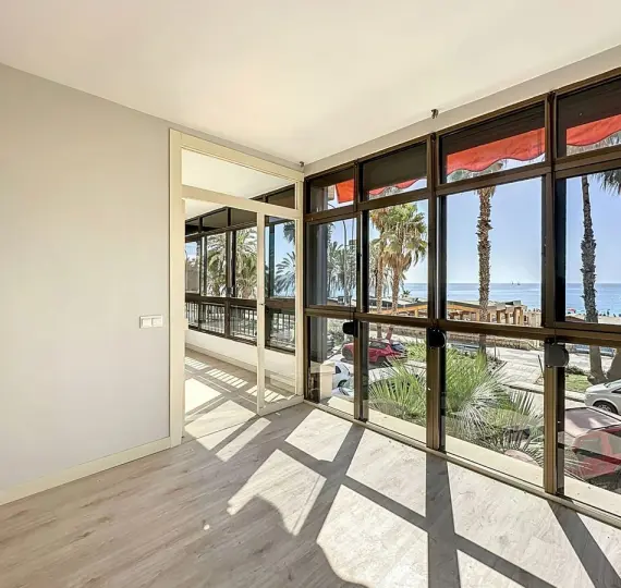 Продажа апартаментов на среднем этаже в Malagueta