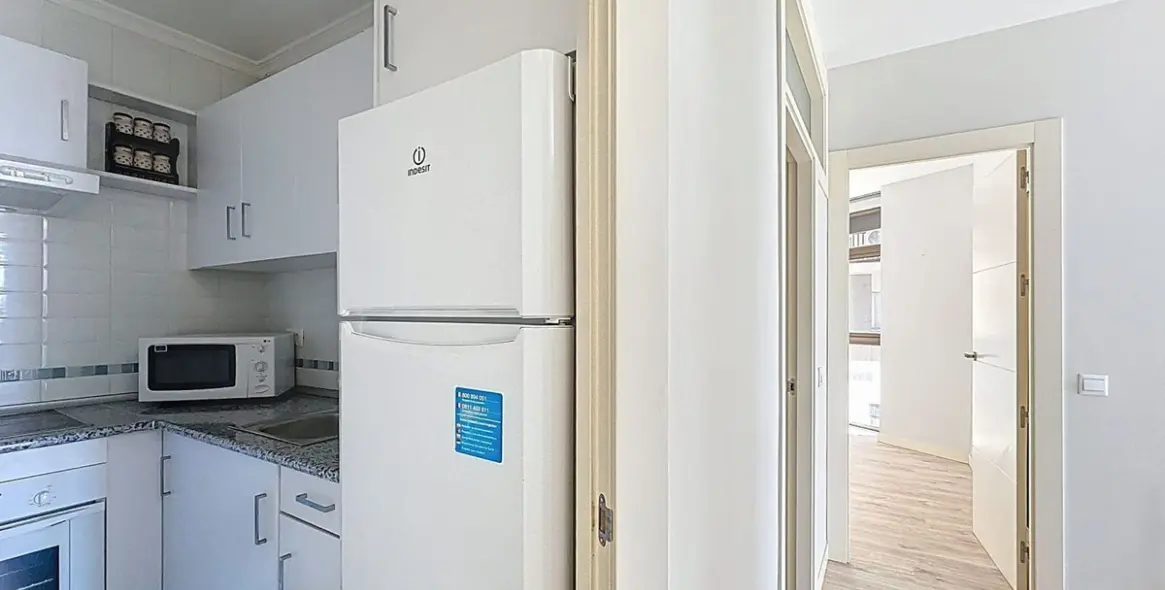 Sale of middle floor apartment in Malagueta 11