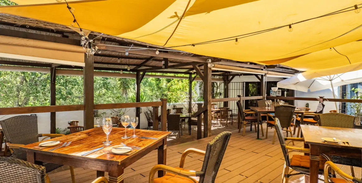 Sale of restaurant in Casares 8