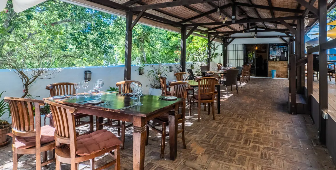 Sale of restaurant in Casares 12