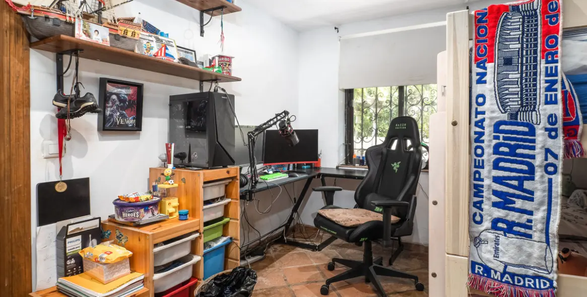 Продажа ресторана в Casares 34