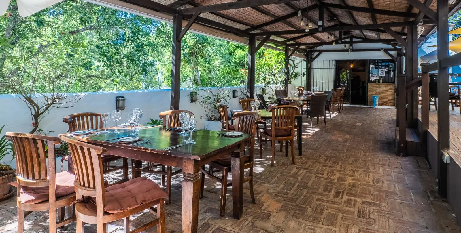 Sale of restaurant in Casares 12