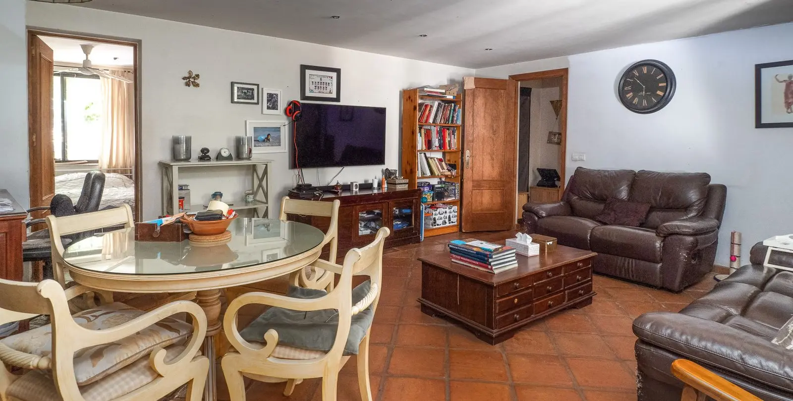 Sale of restaurant in Casares 24