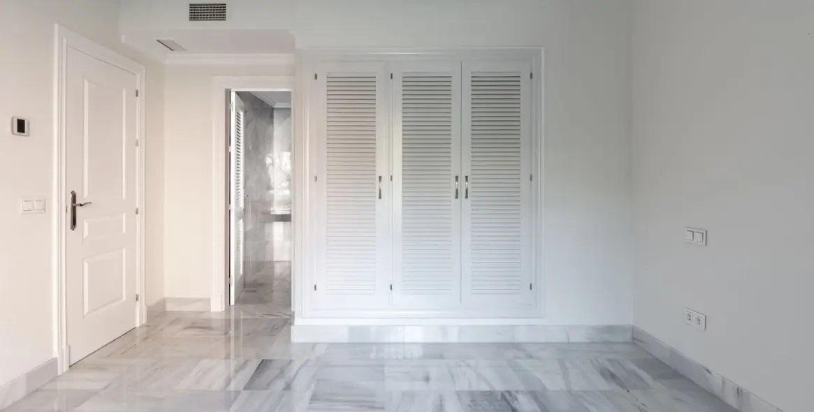 Sale of middle floor apartment in Monte Halcones 14