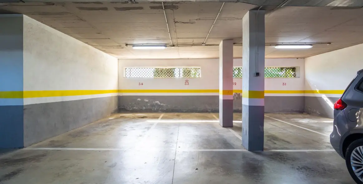 Sale of middle floor apartment in Monte Halcones 16