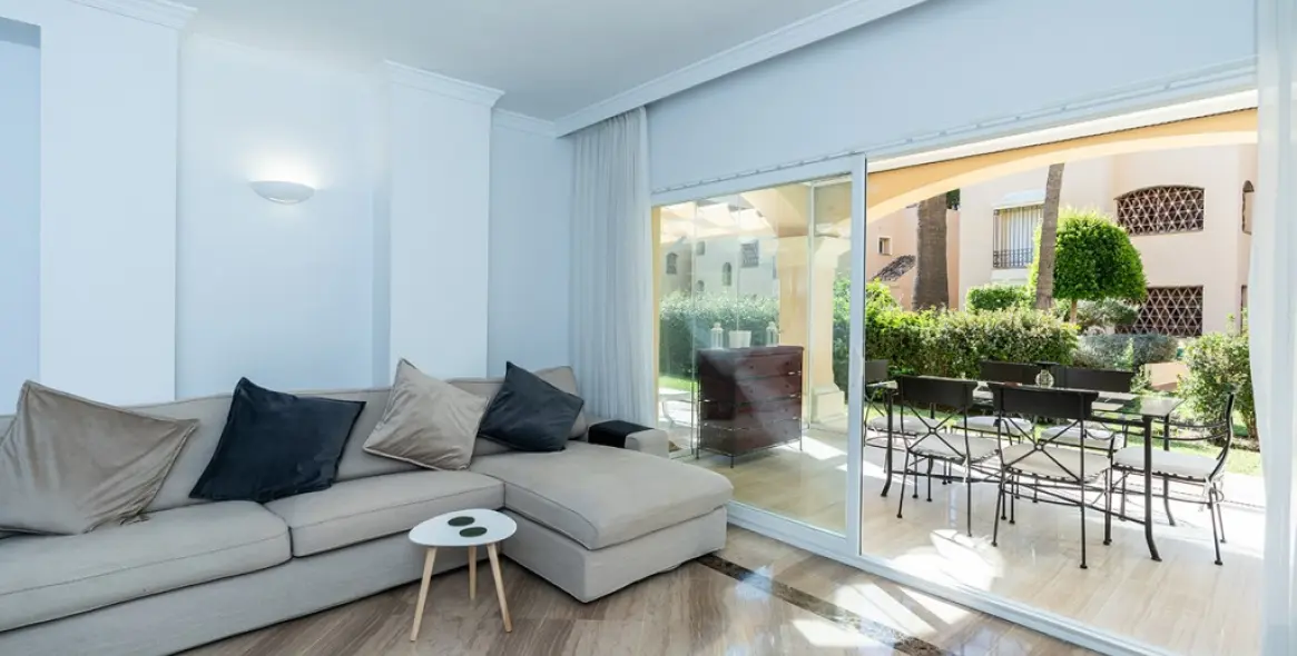 Продажа апартаментов на первом этаже в Elviria 3