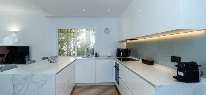 Venta de apartamento en planta baja en Elviria 4