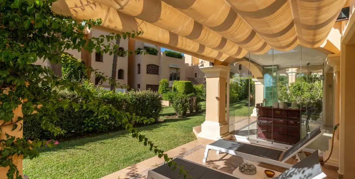 Продажа апартаментов на первом этаже в Elviria 23