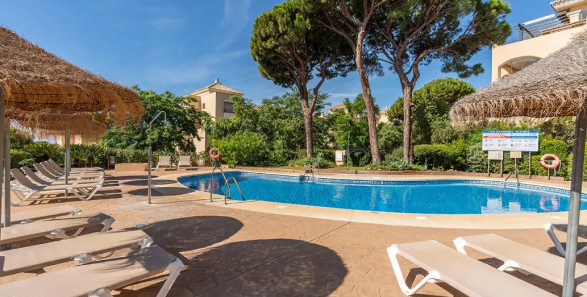 Продажа апартаментов на первом этаже в Elviria 24