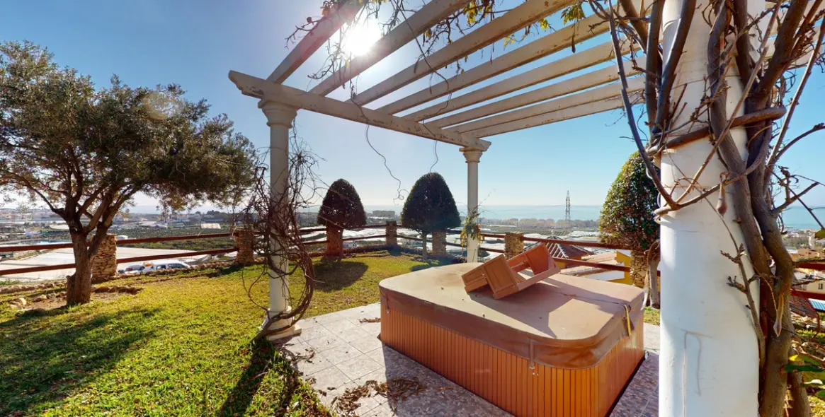 Venta de villa independiente en Torrox 4