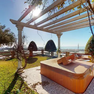 Sale of detached villa in Torrox