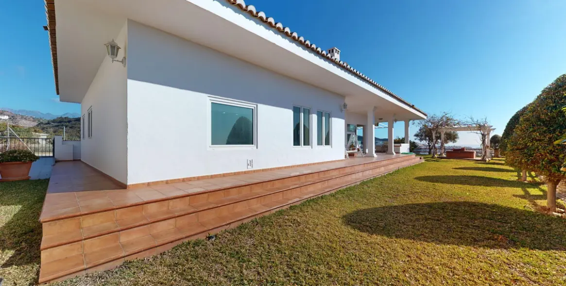 Venta de villa independiente en Torrox 5