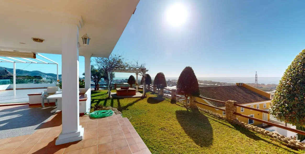 Venta de villa independiente en Torrox 6